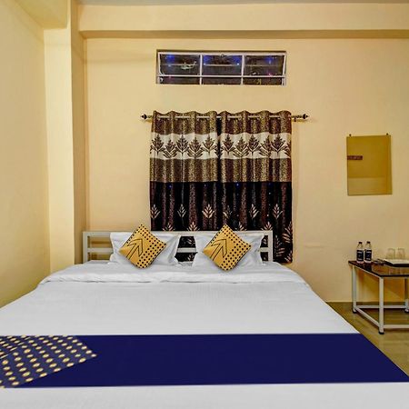 Spot On Rainbow Lodge กูวาฮาติ ภายนอก รูปภาพ
