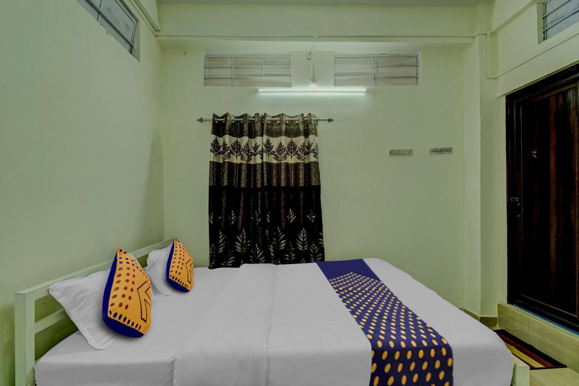 Spot On Rainbow Lodge กูวาฮาติ ภายนอก รูปภาพ